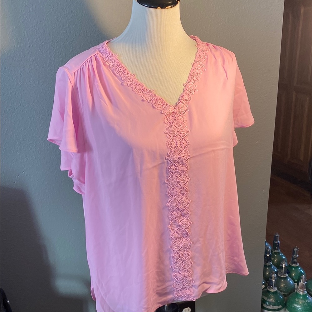 Pastel Pink Ruffled Blouse with V-Neckline and Short Sleeves